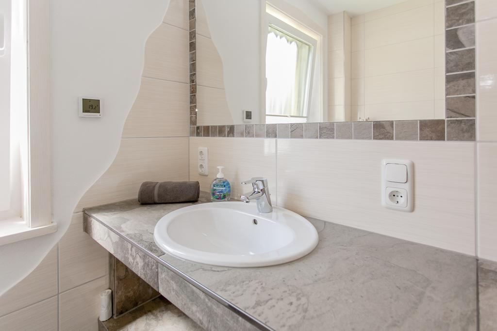 Ferienhaus Tura Pruchten Bagian luar foto