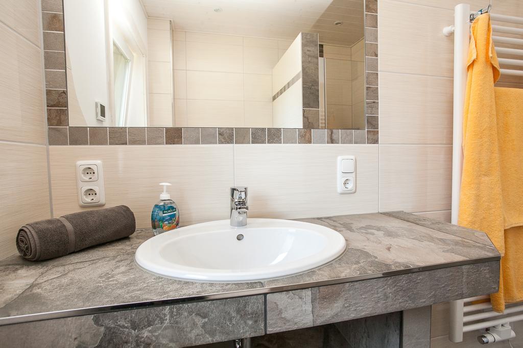 Ferienhaus Tura Pruchten Bagian luar foto